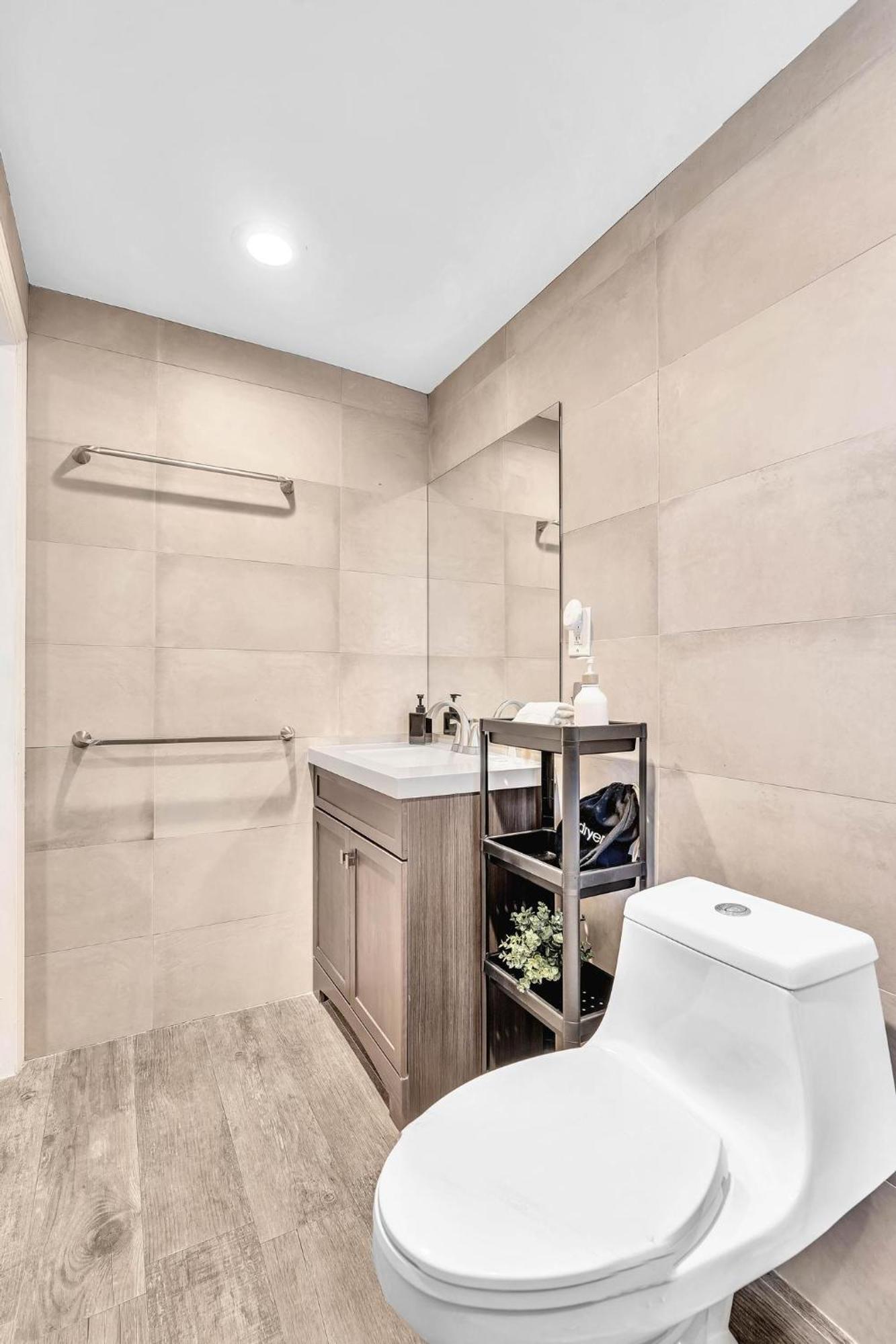 Estelo'S Place - Modern Townhouse With King Bed, Only 5 Min From The Airport! 마이애미 외부 사진