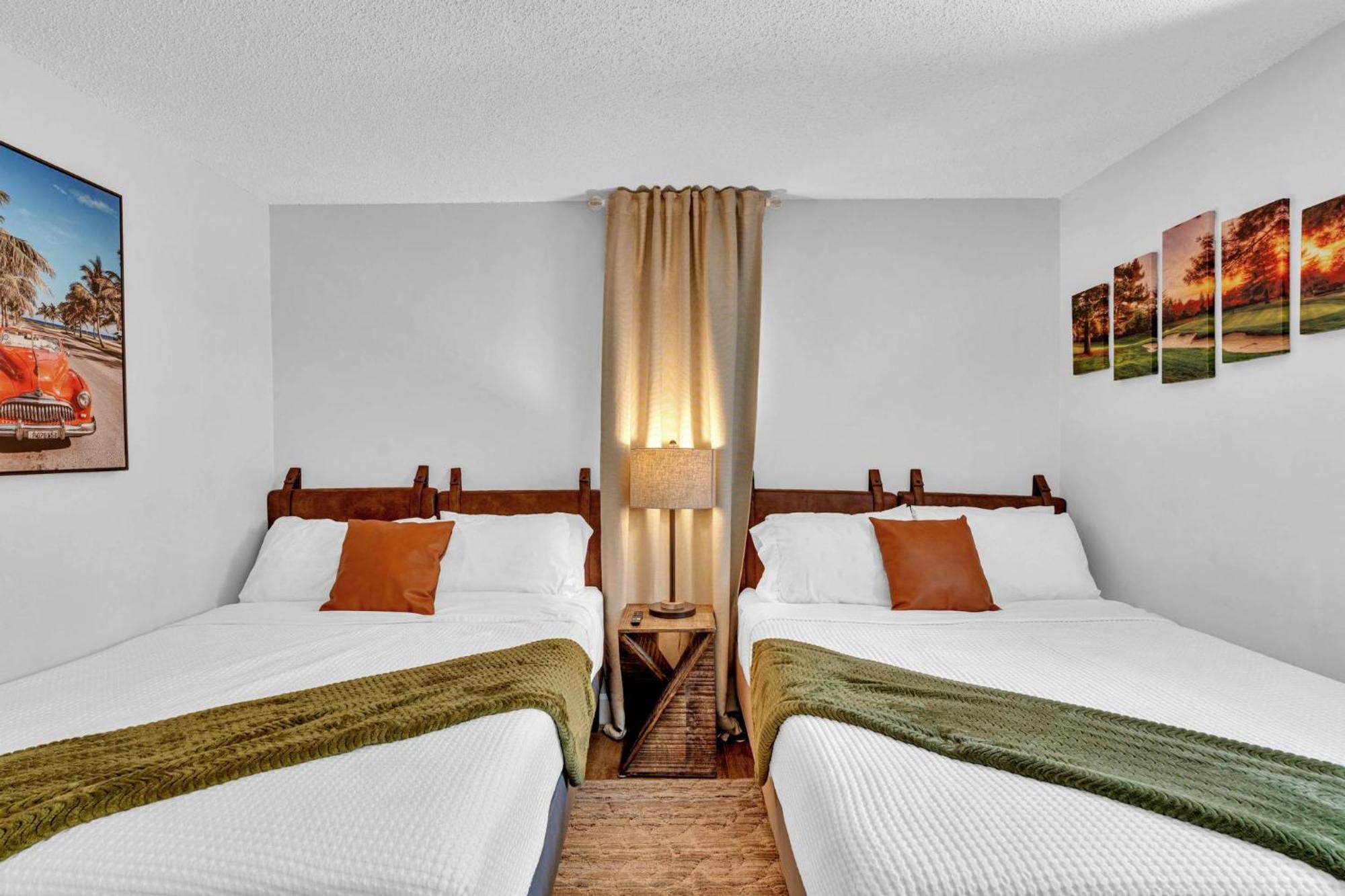 Estelo'S Place - Modern Townhouse With King Bed, Only 5 Min From The Airport! 마이애미 외부 사진